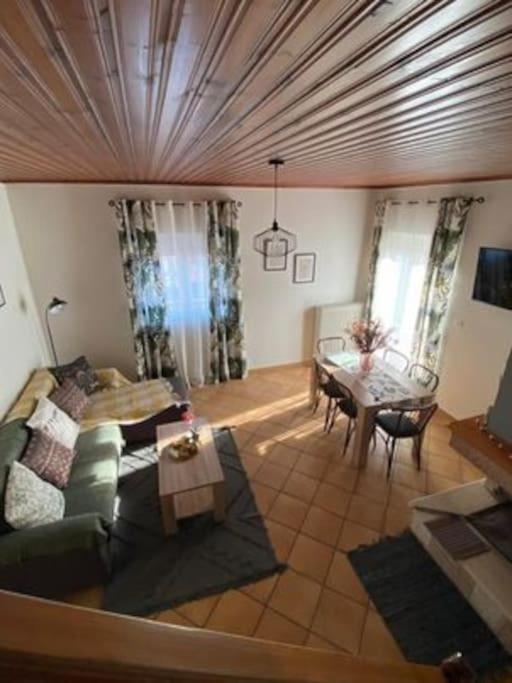 Laki'S House Οροφοδιαμέρισμα Με Σοφίτα Thermo エクステリア 写真